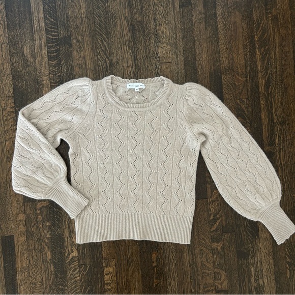 White + Warren Cashmere Scallop Crew Neck Sweater - Picture 2 of 10